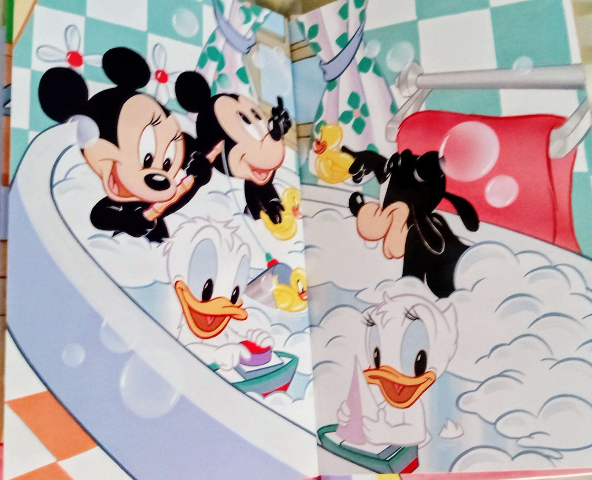 Bath time with Mickey, Minnie, Goofy, Donald and Daisy Personalized book - The Lollipop Guild
