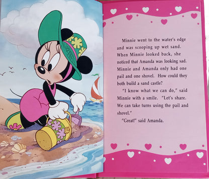 Minnie shovels sand in personalized book with 'Amanda' - The Lollipop Guild